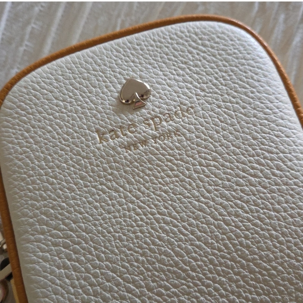 SOLD Kate Spade RARE Buttermilk KK907 Emma Pebbled Leather Crossbody - Picture 6 of 8
